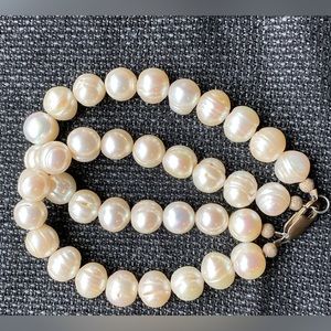 Double strand fresh water Pearl bracelet sterling lobster claw closure 6.5”